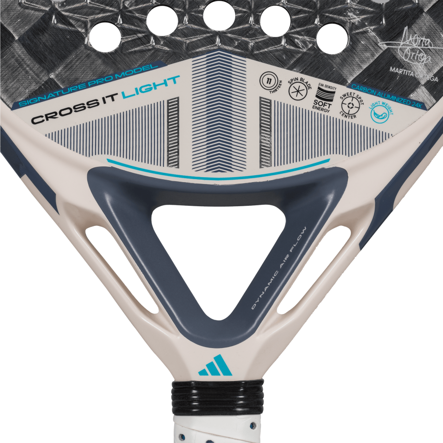 Adidas Cross IT Light 3.4 racket - Marta Ortega 2025